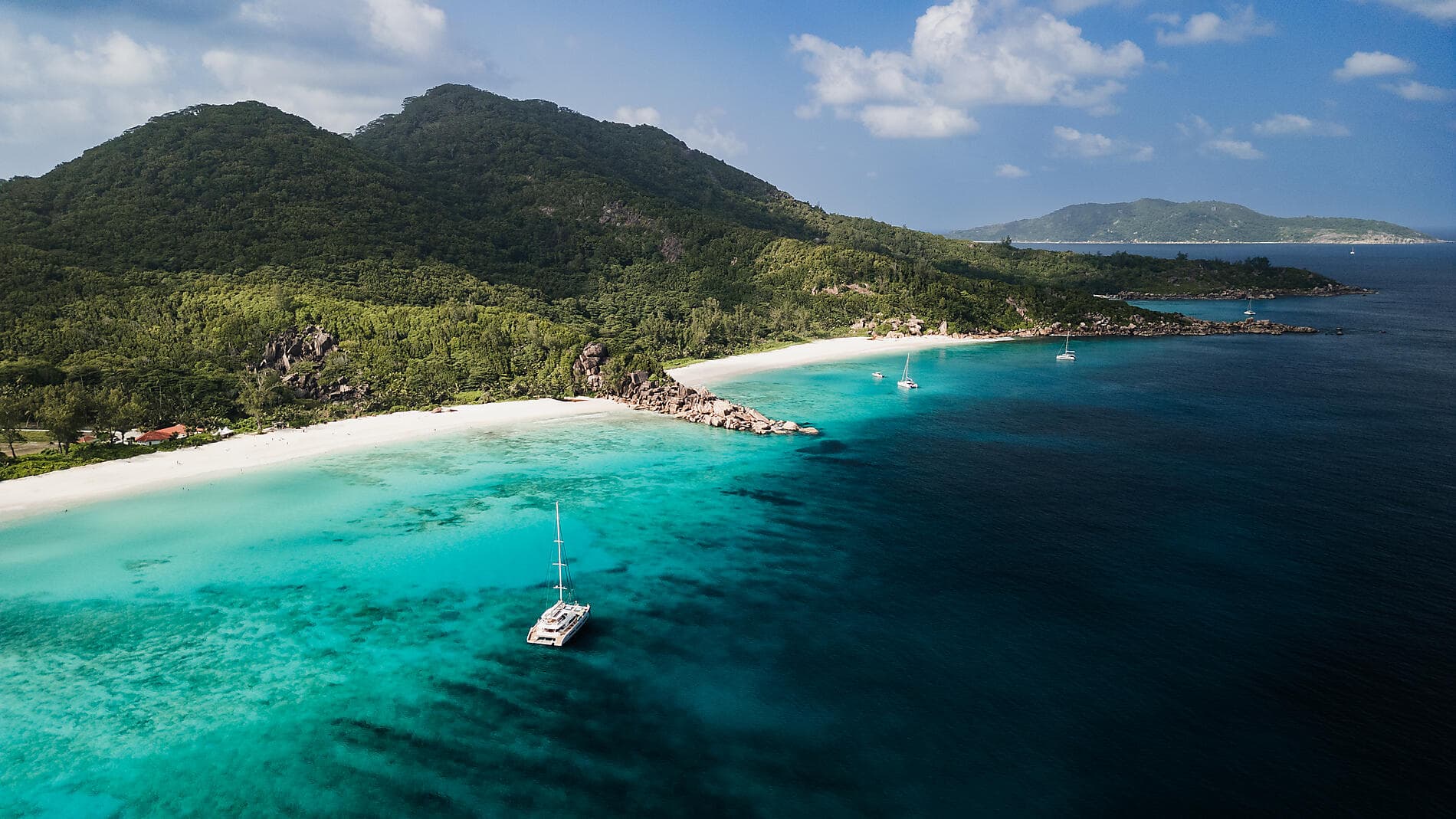 Les Seychelles sous les voiles du Spirit of Ponant  