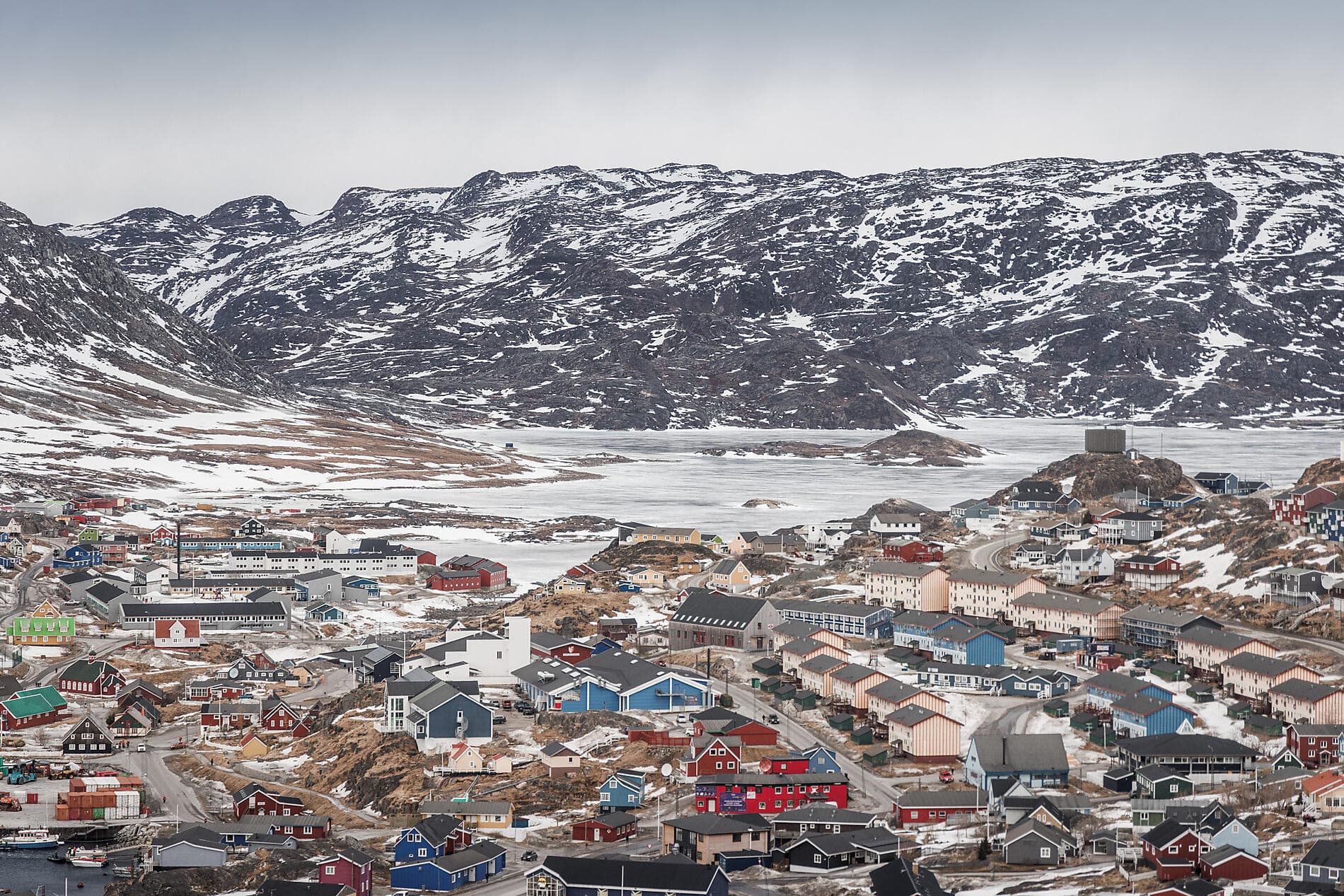 Premières rencontres et baie de Disko insoupçonnée 
