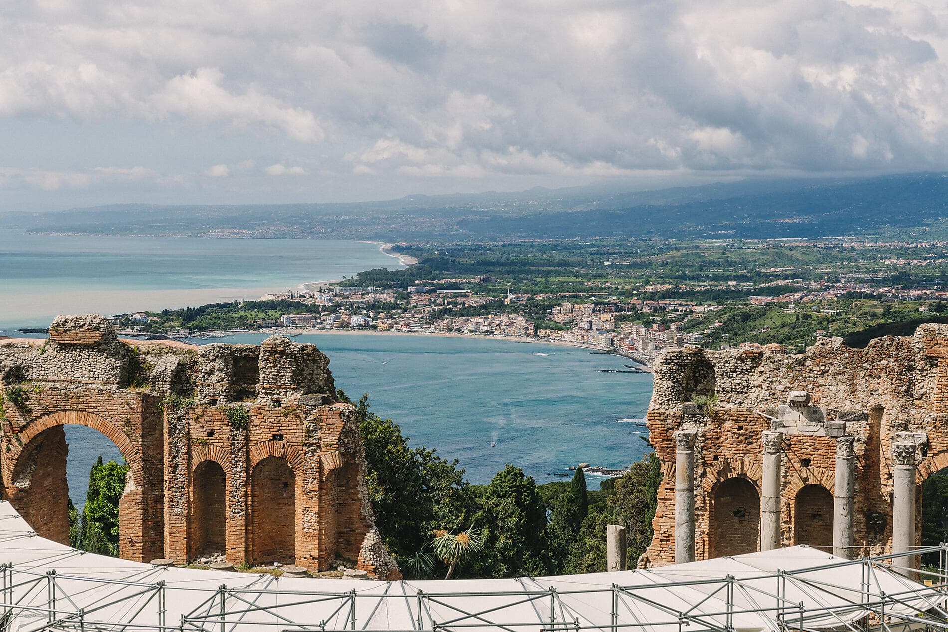 Rivages italiens et île de Beauté